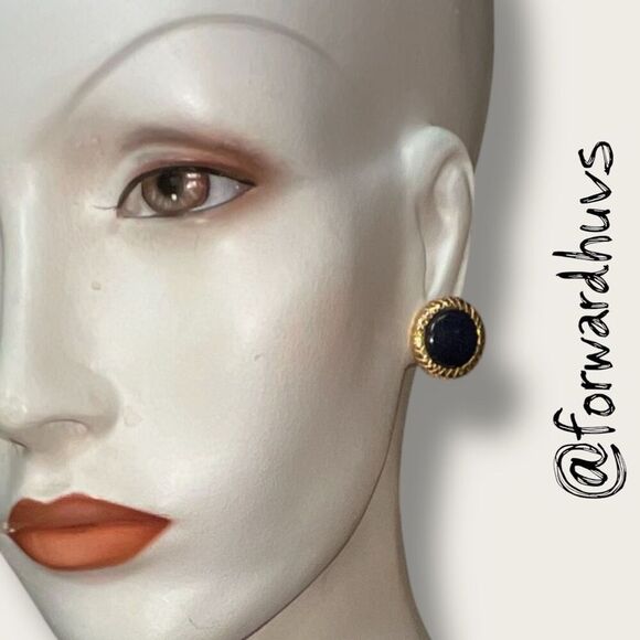 Bundle Sale 3 for $15 | Vintage Liz Claiborne LCi Earrings – Blue Center - Picture 4 of 8